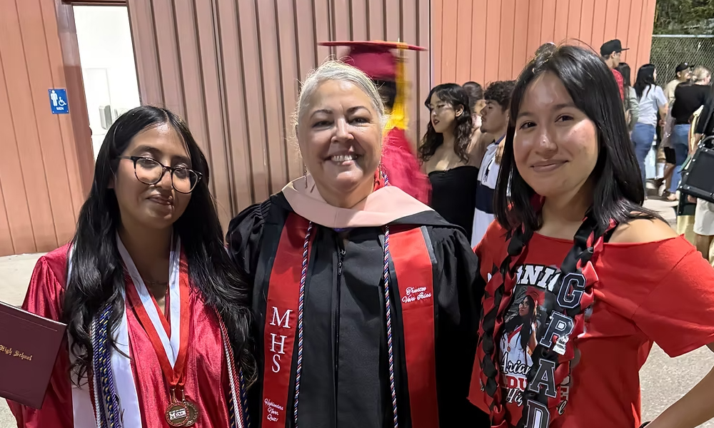Vote Veva Islas for Fresno Unified School District Area 4